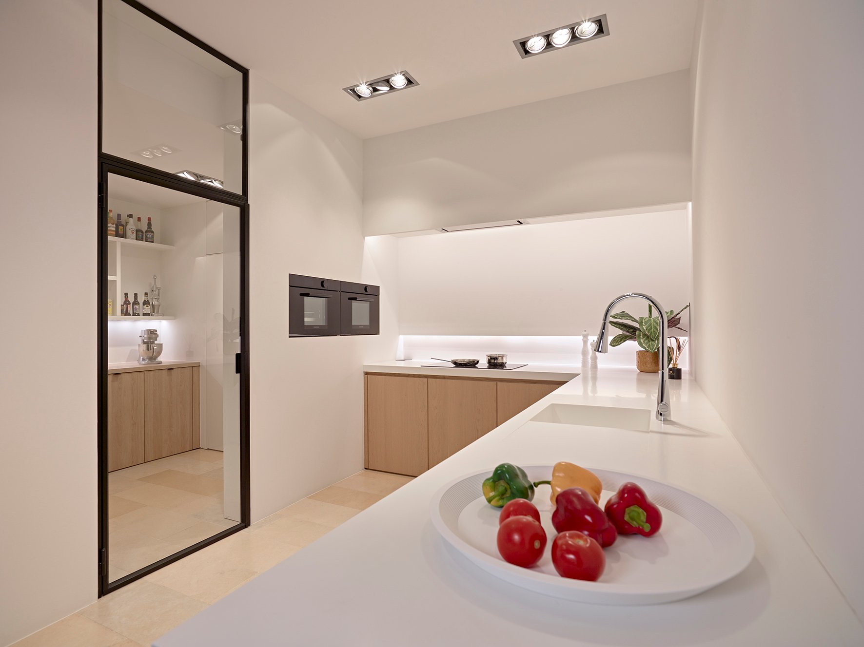 12 keyzer, showroom, Menen