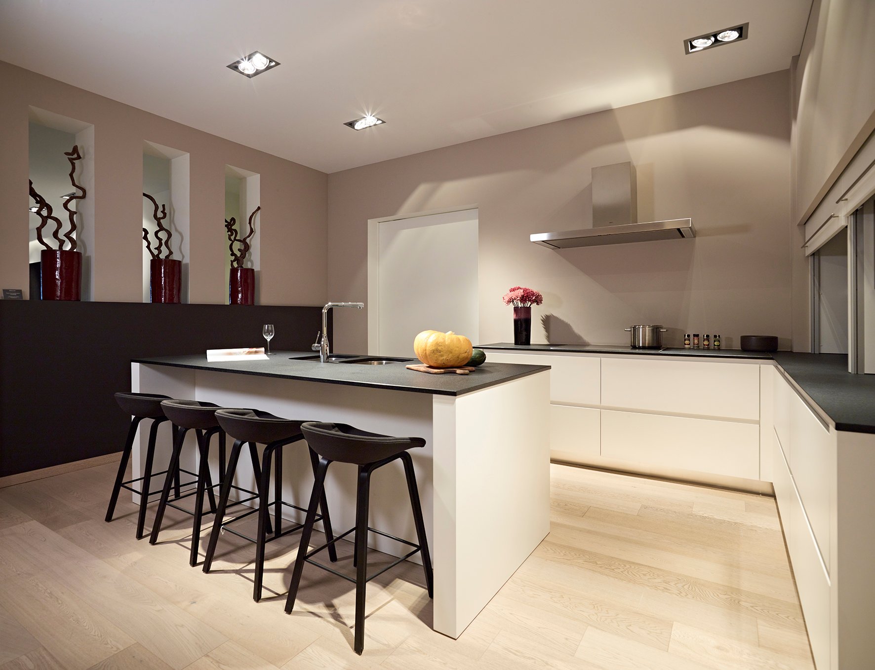 8 Keuken, Dekeyzer, showroom, Menen